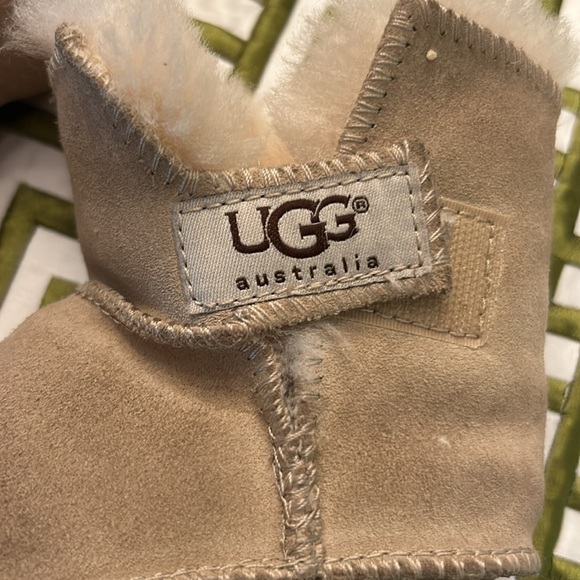 Ugg snow booties  for baby 6-12 Months - Picture 2 of 7